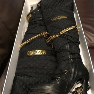 Moschino boots